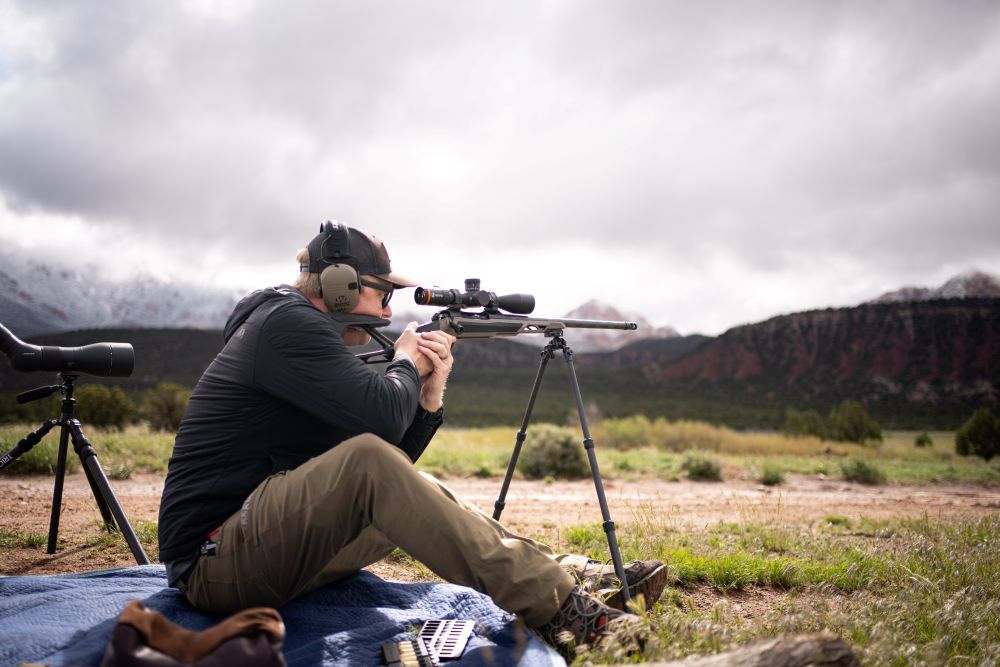 REVIC Acura RS25i Rifle Scope 5-25x50 Illuminated